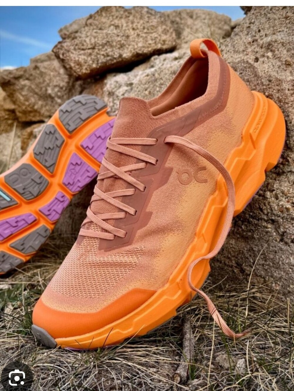 NIB OC 2026 Cloudsoma Trail Running Hiking Sandstone/Tangerine Orange Womens 10